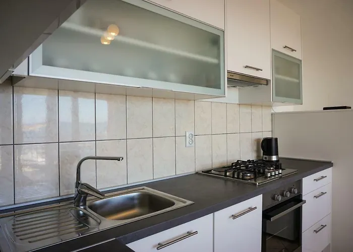 アパート Greetings To The Sun ザダル