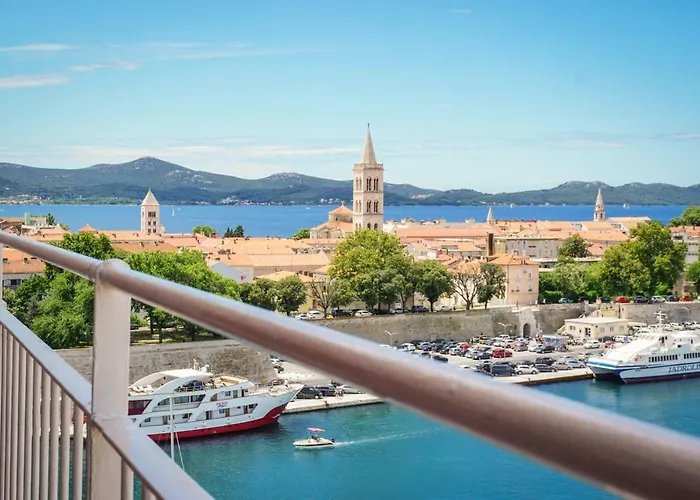 דירה Greetings To The Sun זאדאר